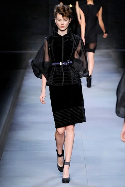 Look 35